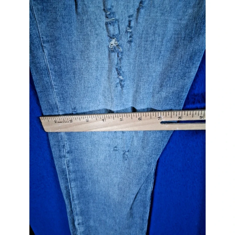 Art Meets Chaos Donwan Harrell Mens Distressed Skinny Jeans Blue Button Fly 38